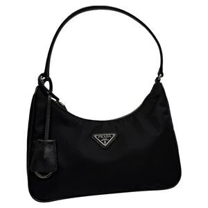 Prada Re-Edition 2005 Shoulder Bag in Black Nylon